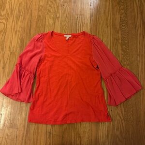 Anthropologie flowy sleeve top